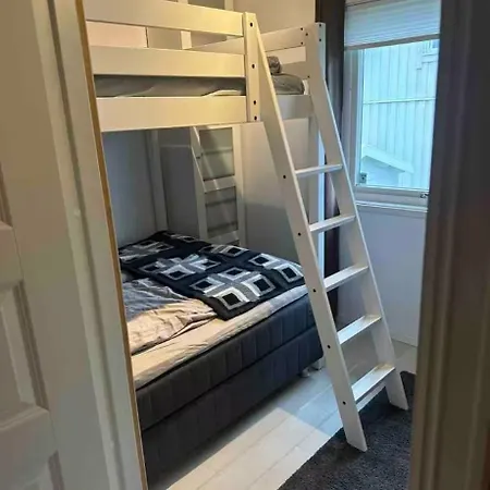 Koselig Bolig Med Stor Stue, 10 Min From Solsiden! Trondheim