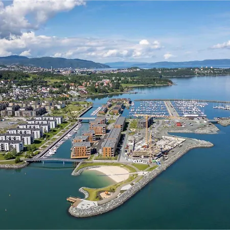 Appartement Koselig Bolig Med Stor Stue, 10 Min From Solsiden! *